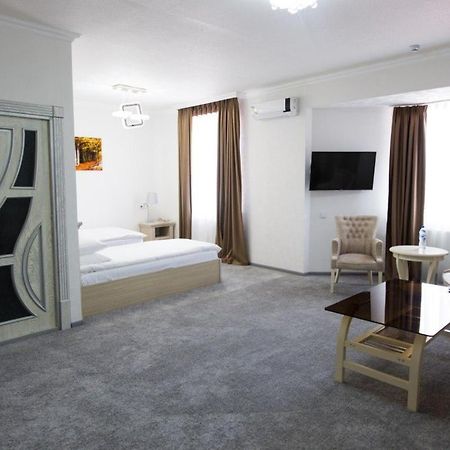 Alexander Hotel Σαμαρκάνδη Εξωτερικό φωτογραφία