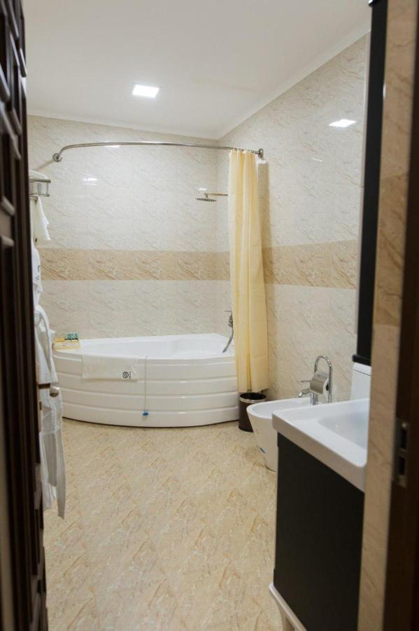 Alexander Hotel Σαμαρκάνδη Εξωτερικό φωτογραφία