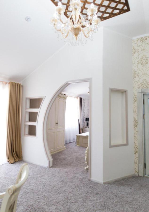 Alexander Hotel Σαμαρκάνδη Εξωτερικό φωτογραφία